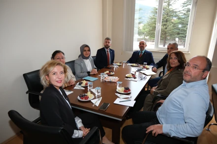 Selçuk Üniversitesi İlk Akademik Kurulu Akşehir'de yapıldı.