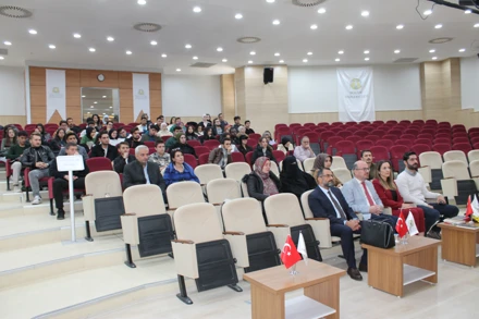 "Başarı Öyküleri" Konulu Konferans Gerçekleşti.