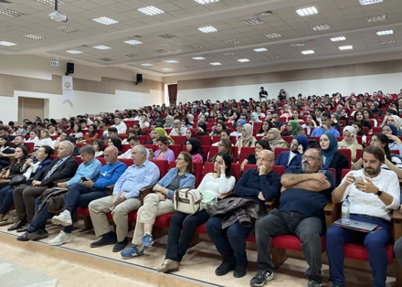 İletişim Fakültesinde TÜBİTAK bilgilendirme programı yapıldı