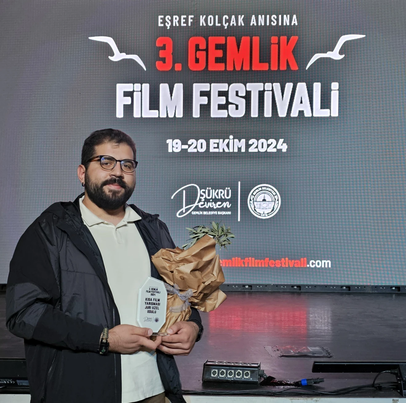 Gemlik Film Festivali'nden Deq'e ödül