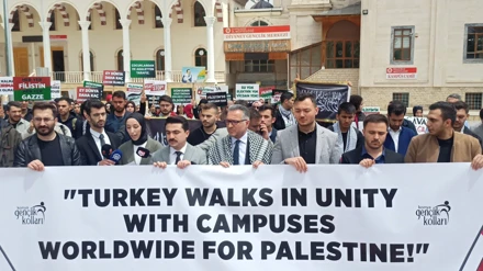 Selçuk Üniversitesinden Gazze’ye destek yürüyüşü