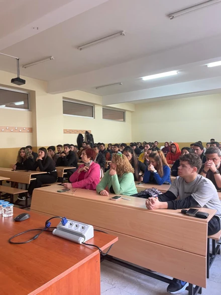 Selçuk Üniversitesi'nde Cankurtaran Eğitim Semineri Düzenlendi