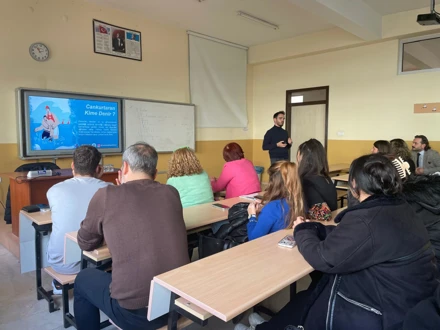 Selçuk Üniversitesi'nde Cankurtaran Eğitim Semineri Düzenlendi